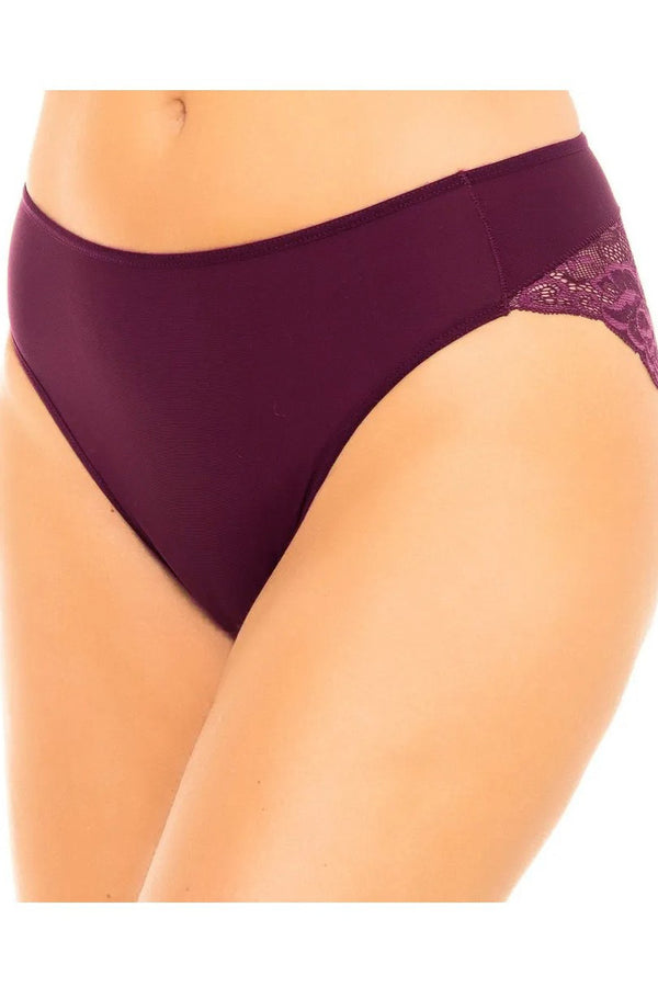 Janira Greta Brislip Color
